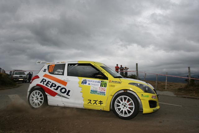 Resumen en vídeo de la segunda etapa del 50 Rallye Príncipe de Asturias