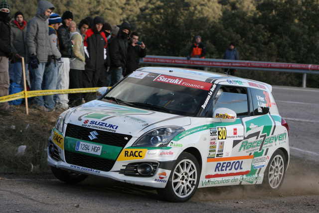 Victor Pérez es el vencedor de la Copa Suzuki Swift 2013