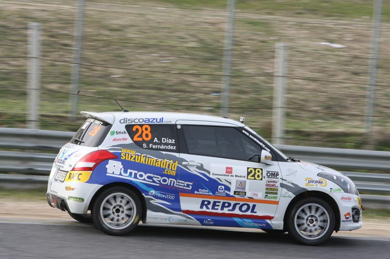 Adrián Díaz gana la Copa Suzuki Swift 2014