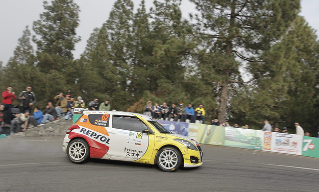 Al frente de los 2RM tras la primera etapa del 40 Rally Islas Canarias